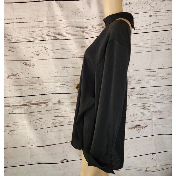 Trouve Open Back Long Sleeve Black Blouse Size XXL NWT - Picture 2 of 6